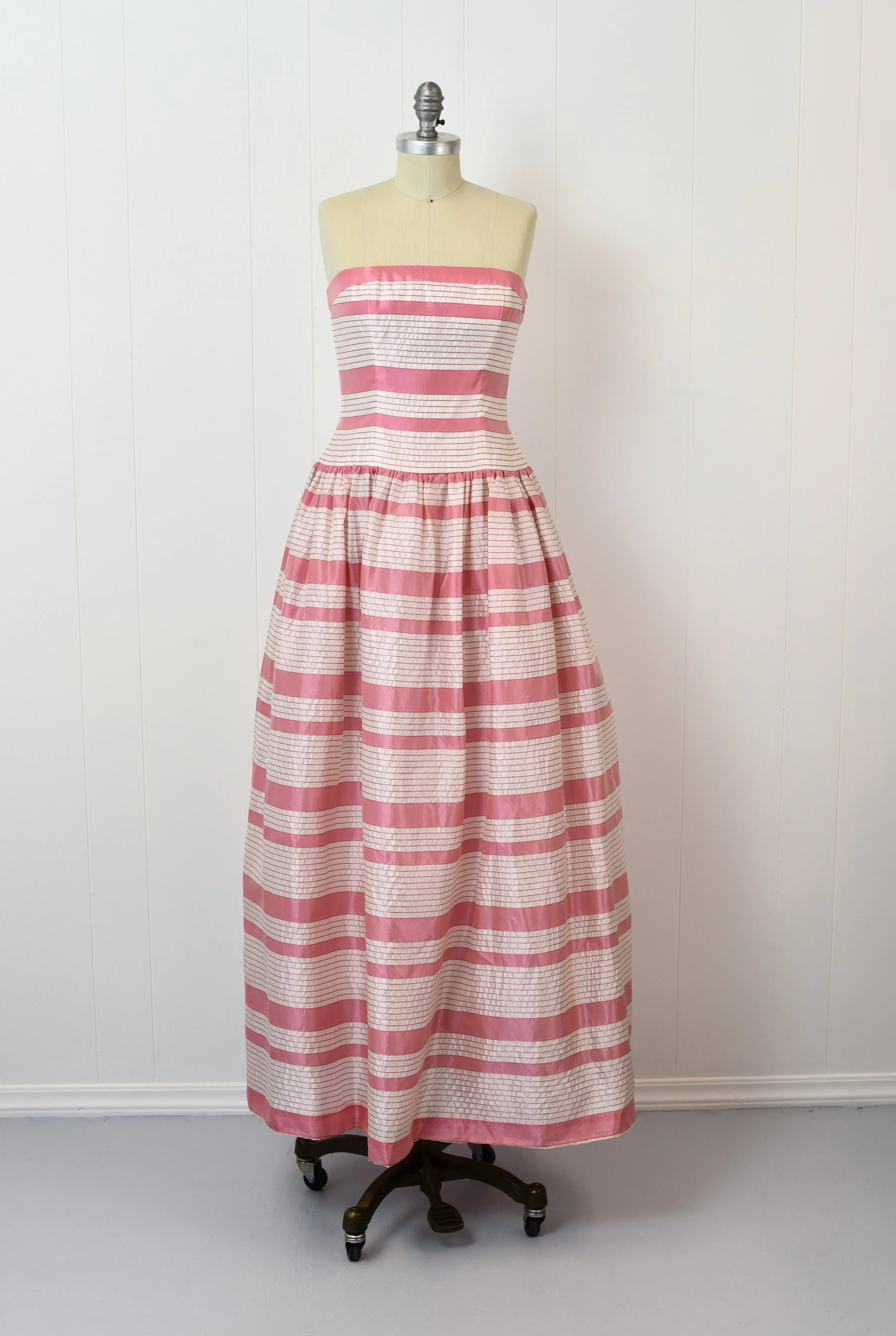 White and sales pink striped dress